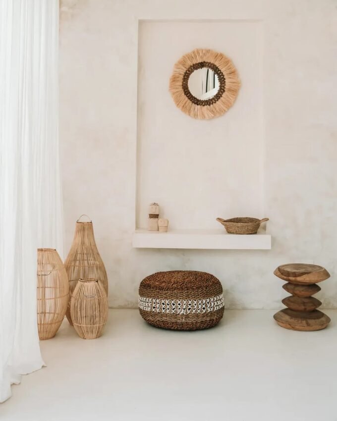 The Zuri Pendant Light – Natural Finish – Size L