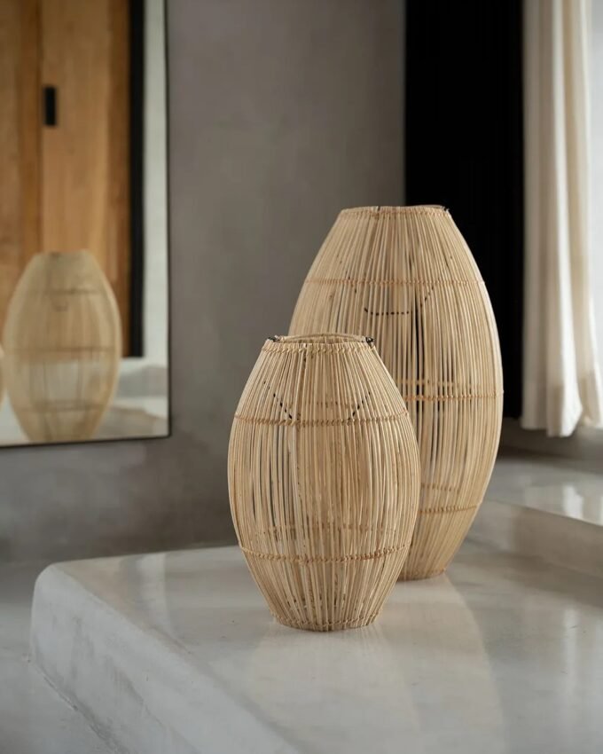 The Zuri Pendant Light – Natural Finish – Size L