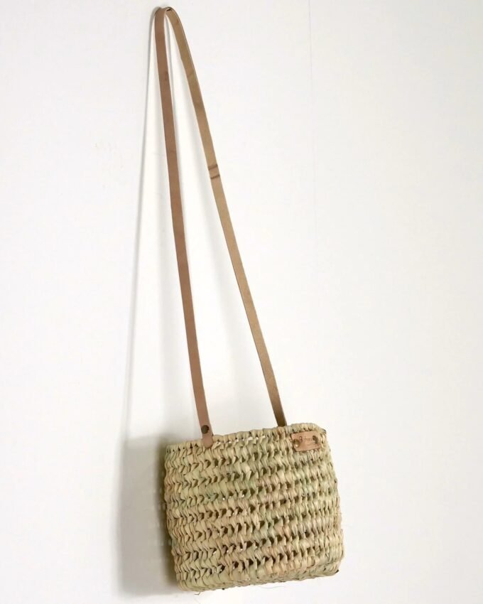 Hanging palm and leather planter