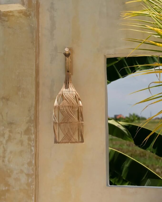 The Garaffa Pendant - Natural - M