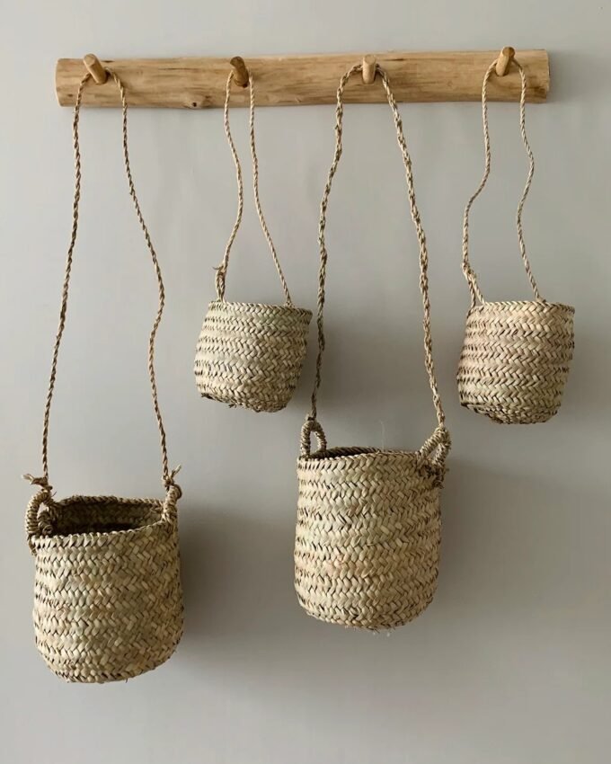 Hanging pot cover
