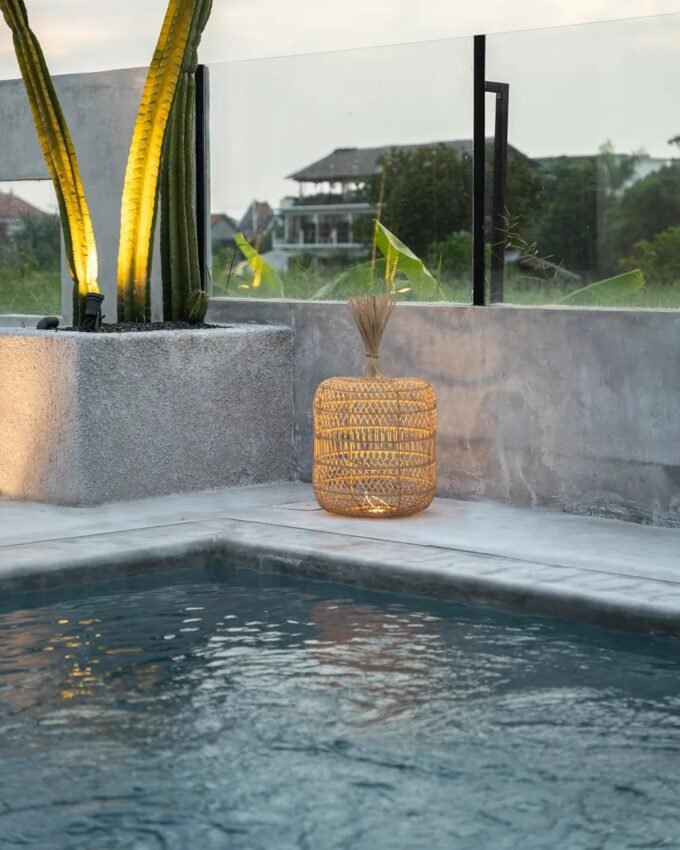 The Dumpling Floor Lamp - Pendant - Natural - L