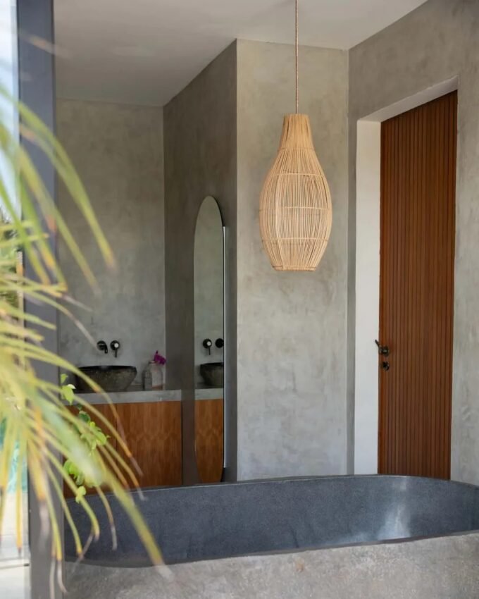 The Flacon Pendant - Natural - L